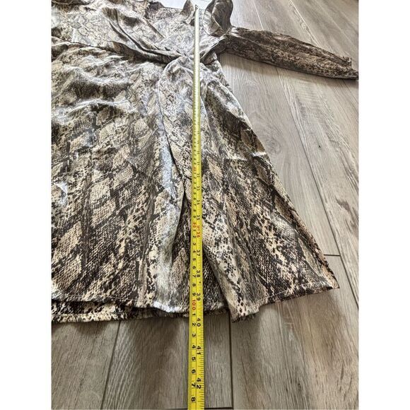 Ava & Viv shimmery snake skin print knee length dress size 2X - Picture 11 of 16